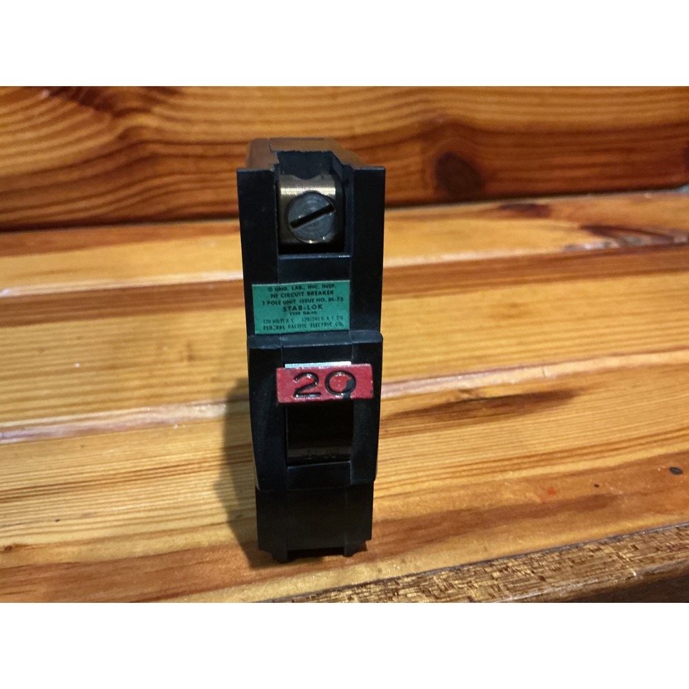 Federal Pacific Electric FPE Stab-Lok 20 Amp Circuit Breaker Type NA Single Pole